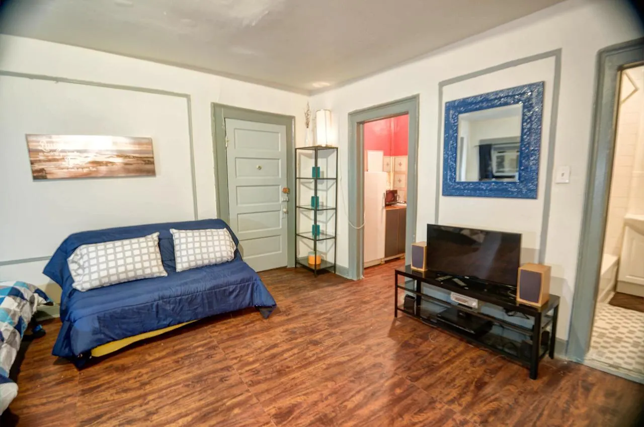 Chelsea Art Suites New York Hostel